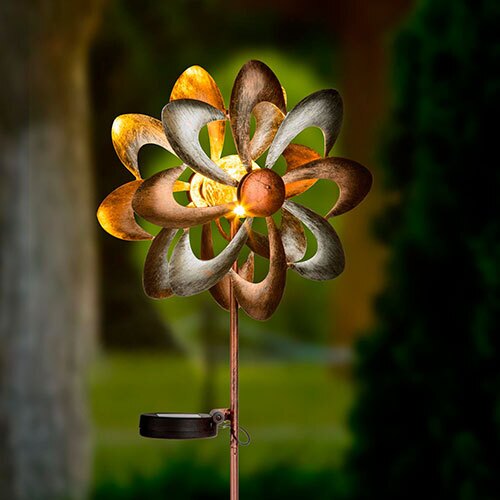 Solcellelys vindmølle