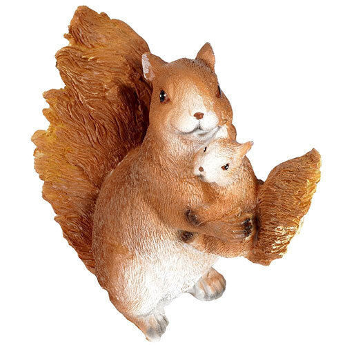 Egern med unge - Havefigur